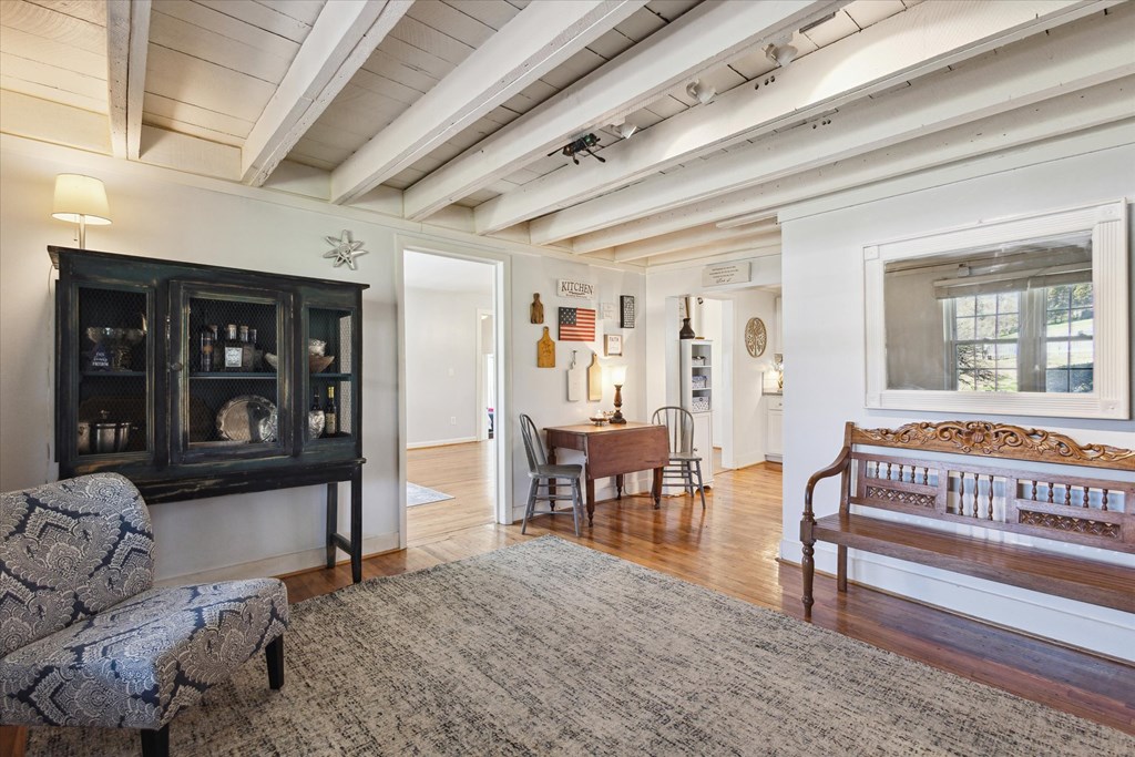 1229 Cook's Valley Road Property Photo 5