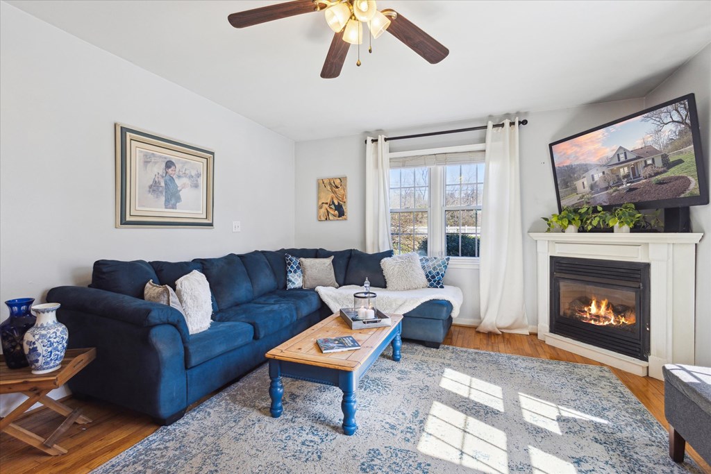 1229 Cook's Valley Road Property Photo 11
