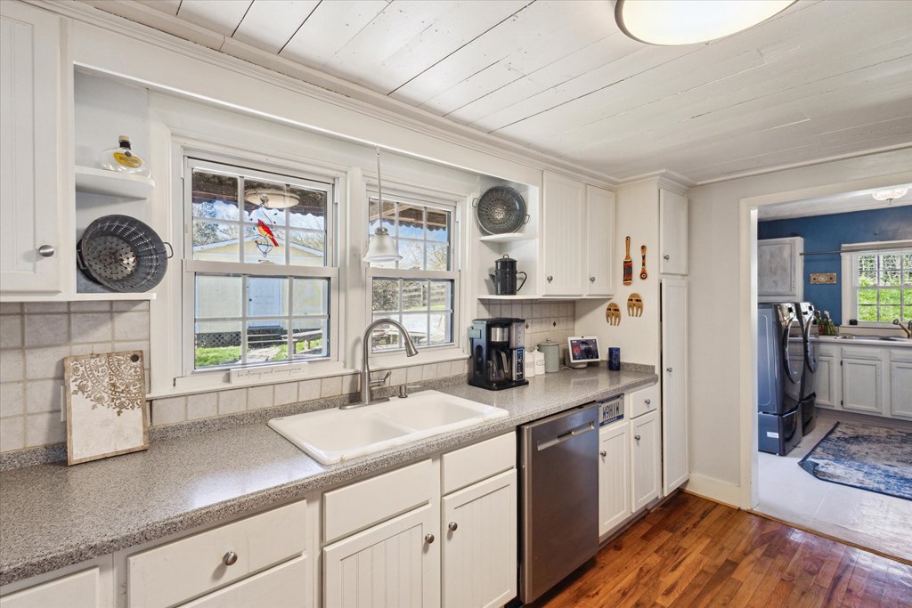 1229 Cook's Valley Road Property Photo 15