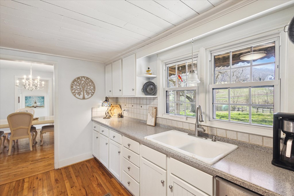 1229 Cook's Valley Road Property Photo 17