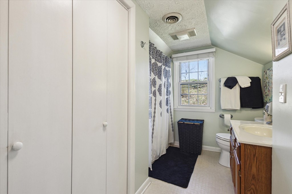 1229 Cook's Valley Road Property Photo 32