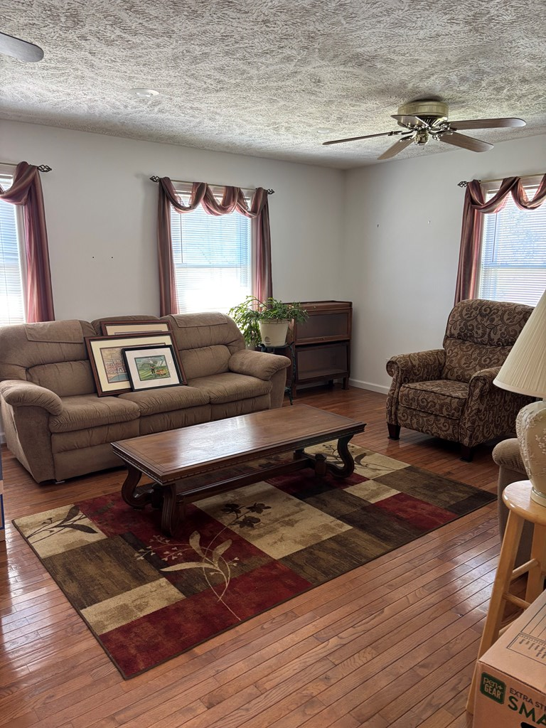 1037 Pond Street Property Photo 6