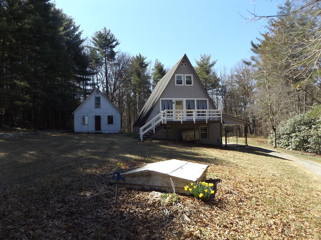 705 Whitetown Property Photo