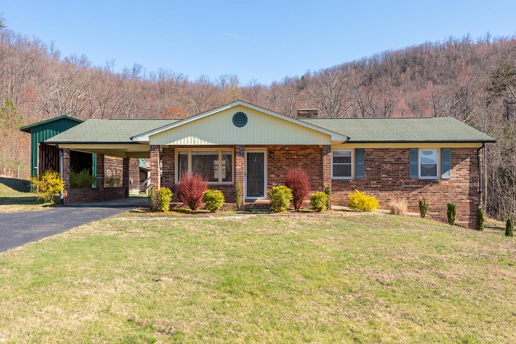 5949 Belcher Mountain Rd Property Photo 3