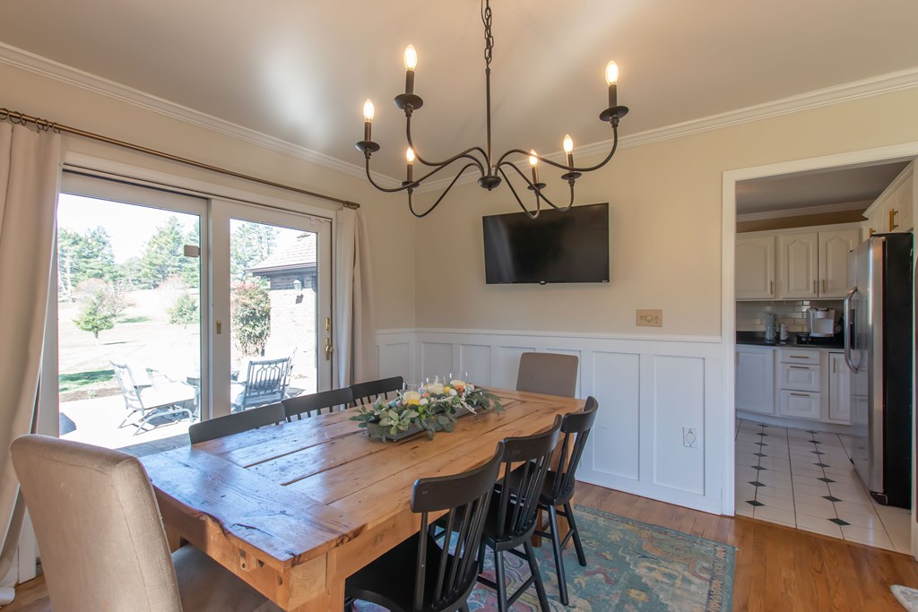 360 Winterham Drive Property Photo 14