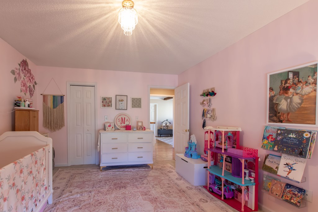 360 Winterham Drive Property Photo 34