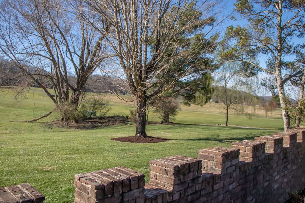 360 Winterham Drive Property Photo 36
