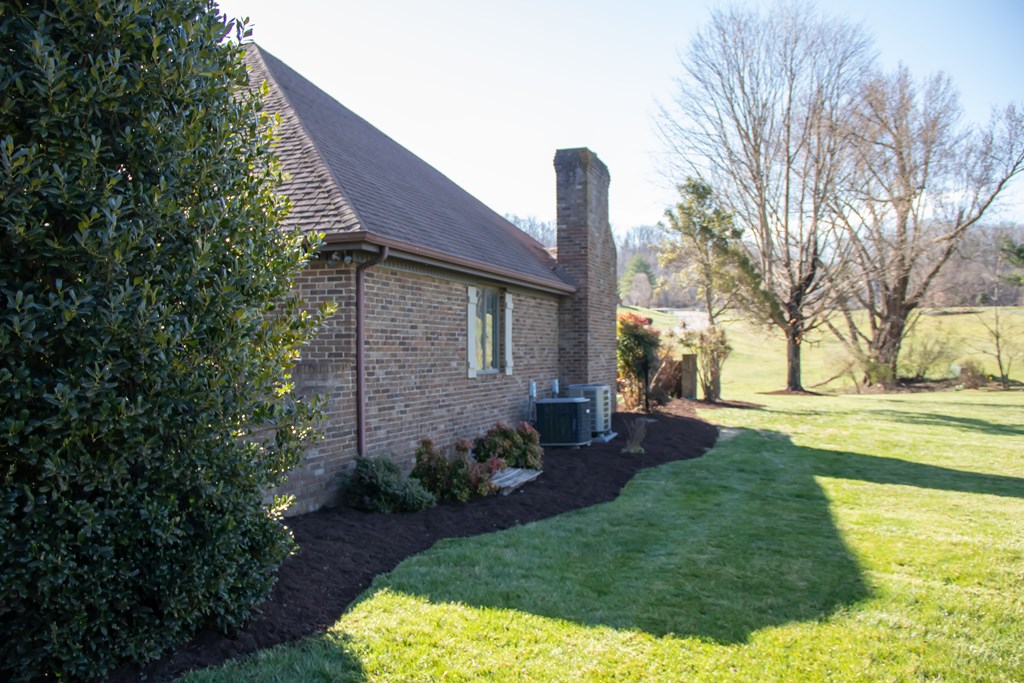 360 Winterham Drive Property Photo 38