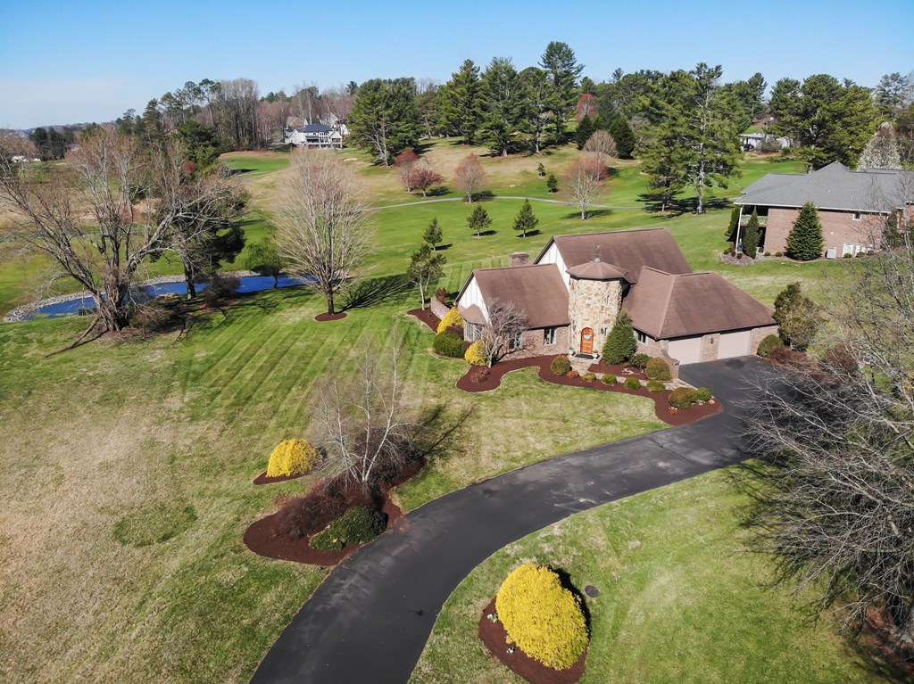 360 Winterham Drive Property Photo 42