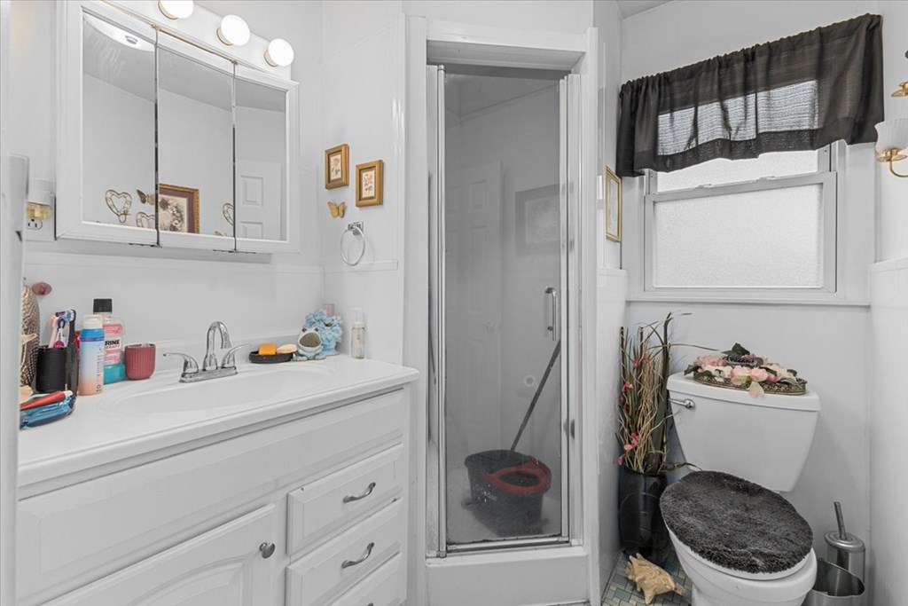 1067 Bluegrass St Property Photo 4