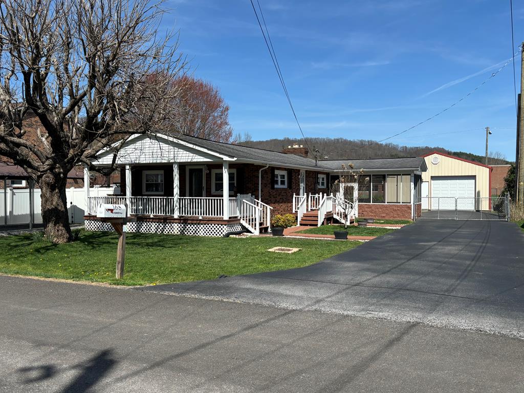 168 Birch Street Property Photo