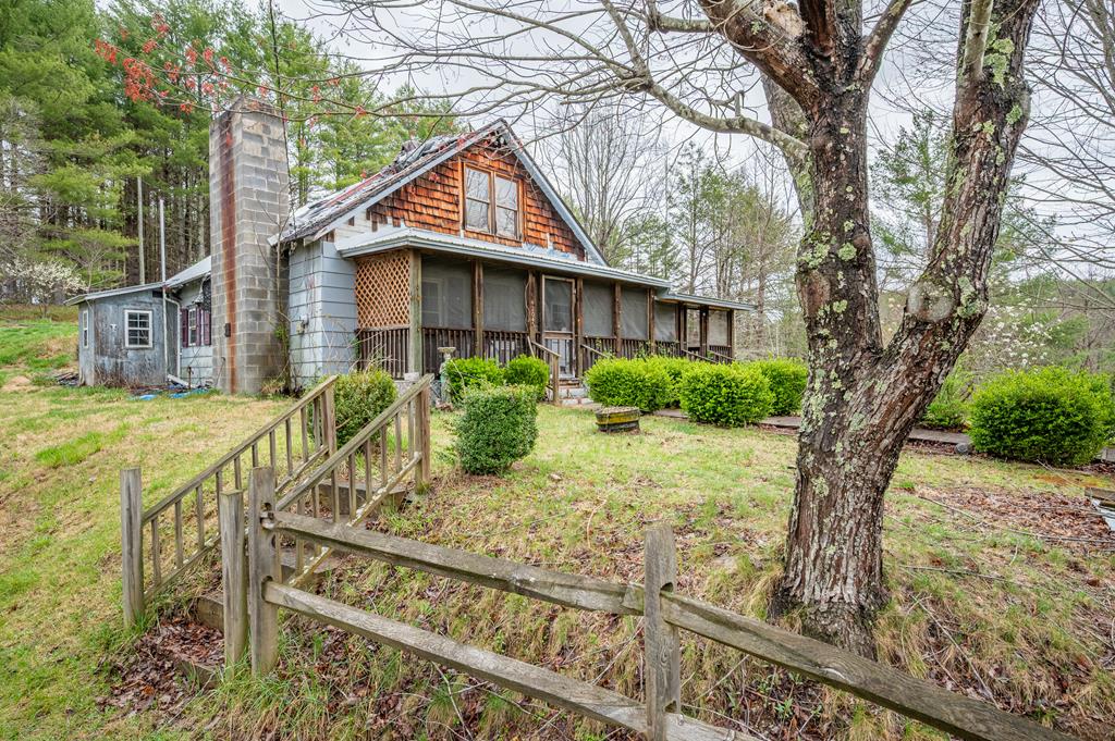 420 Rock Hill Ln Property Photo 1