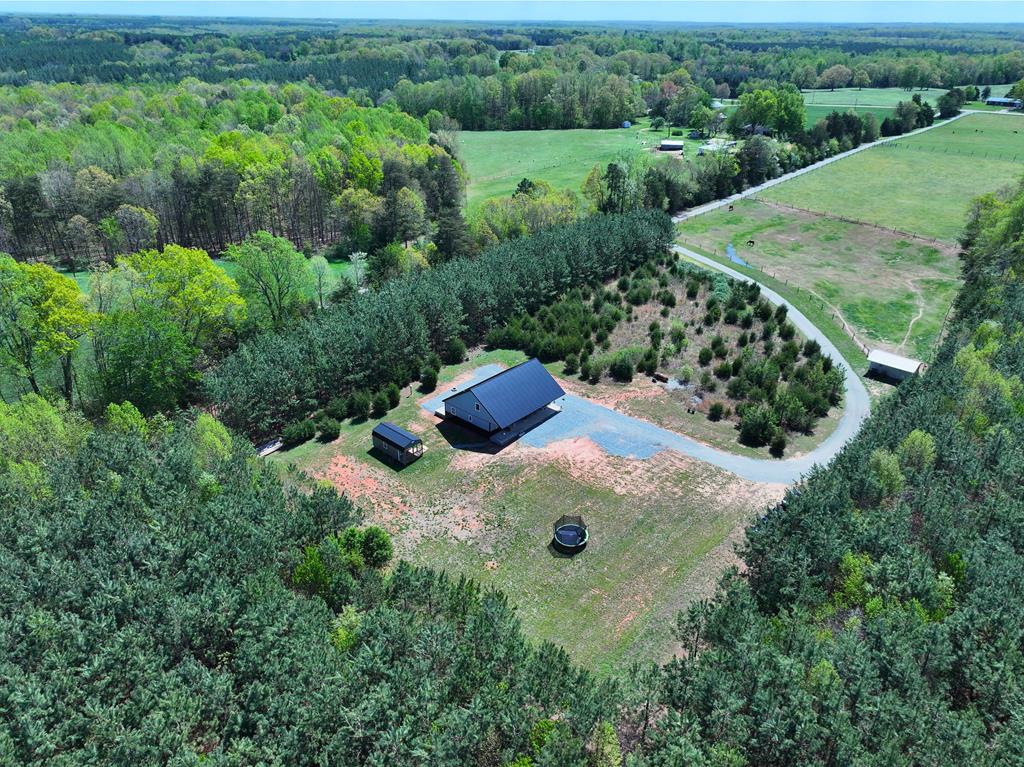 4147 Hunting Creek Rd Property Photo 1