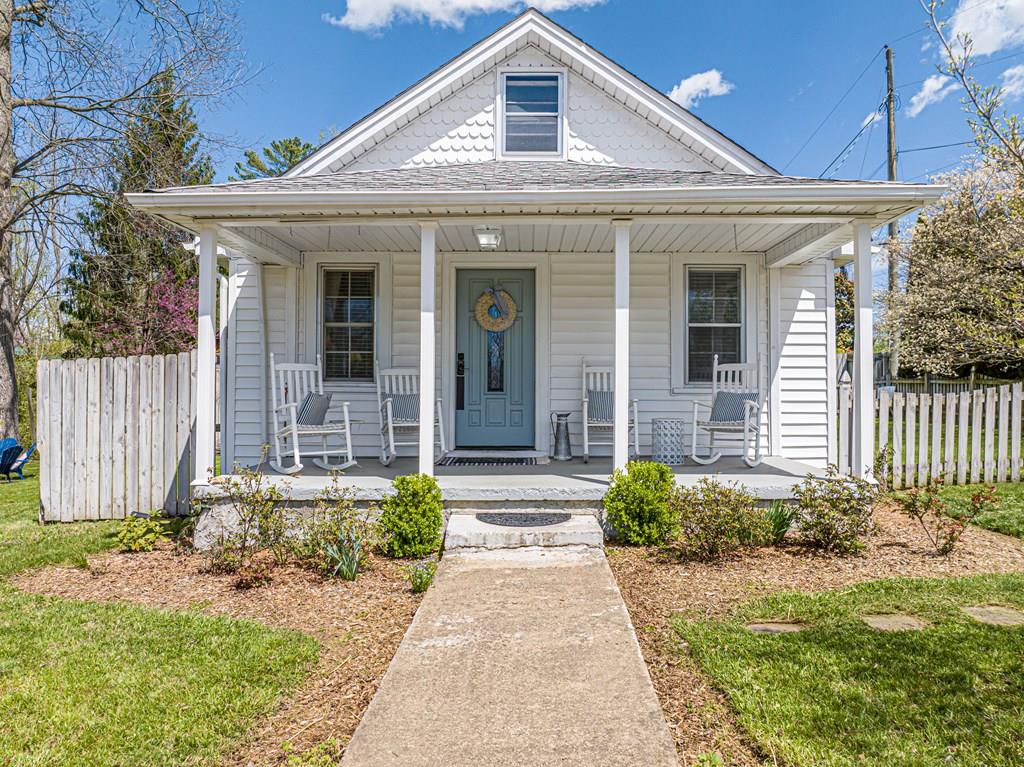 313 Tanner St Property Photo