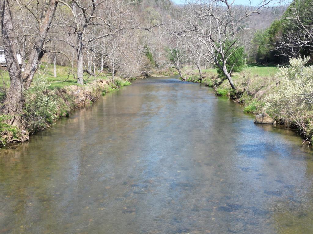 1679 Round Knob Road Property Photo