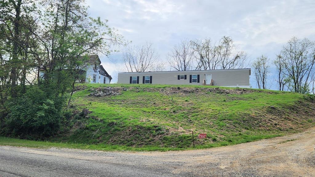3848 Chestnut Ridge Rd Property Photo