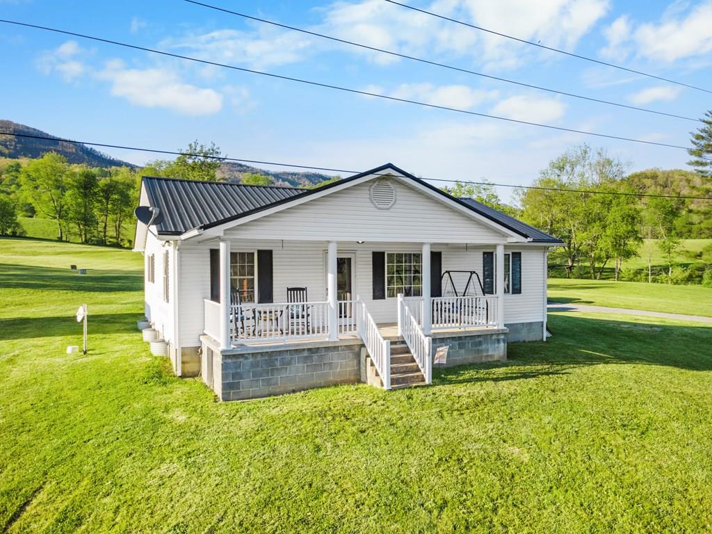 3003 Freestone Valley Road Property Photo