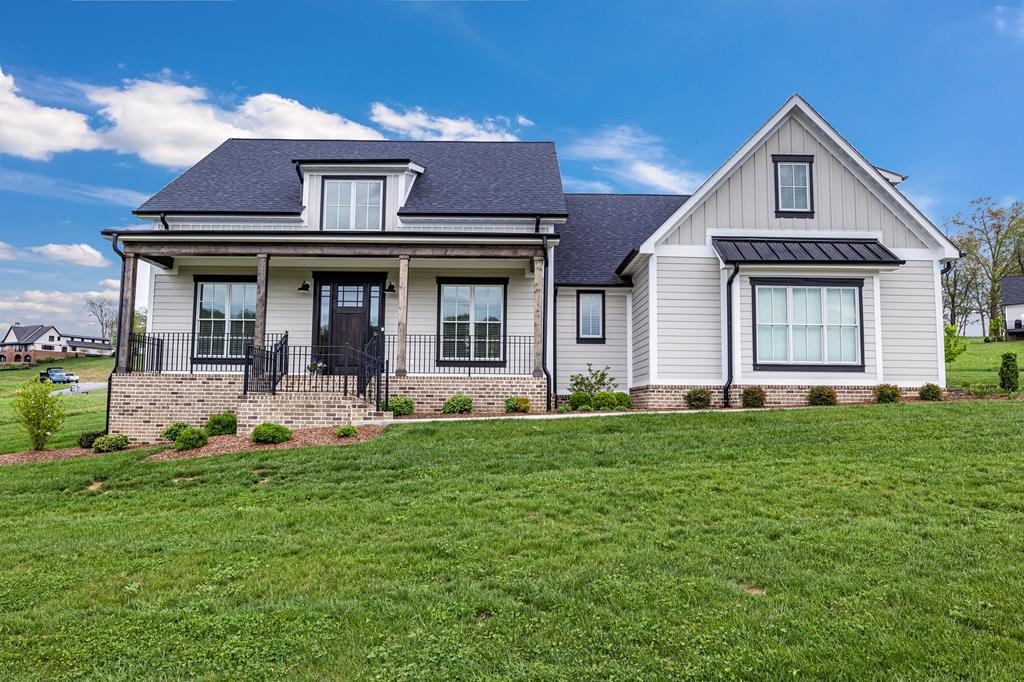 14737 Washington Way Property Photo