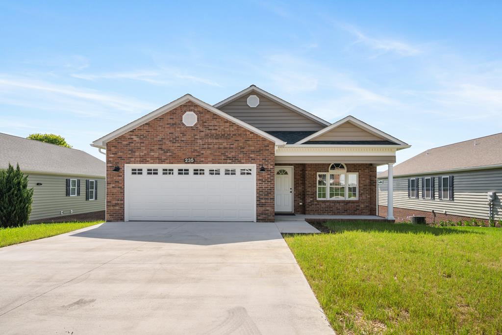 235 College Park Drive Property Photo