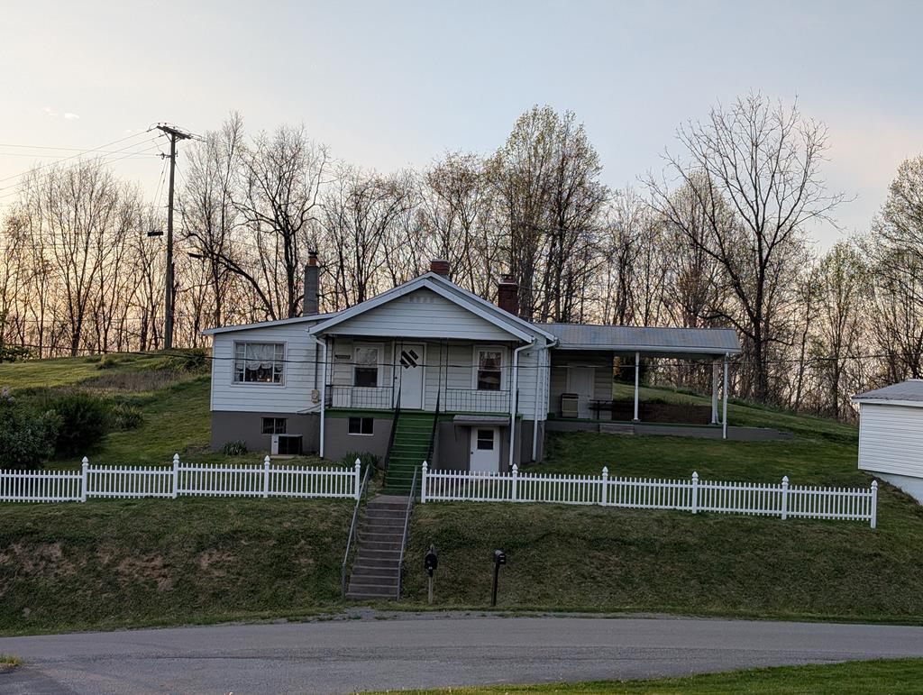 6511 Compton Mountain Road Property Photo
