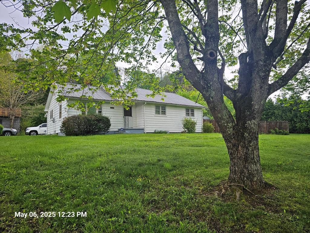 934 Dell Dr. Property Photo 1