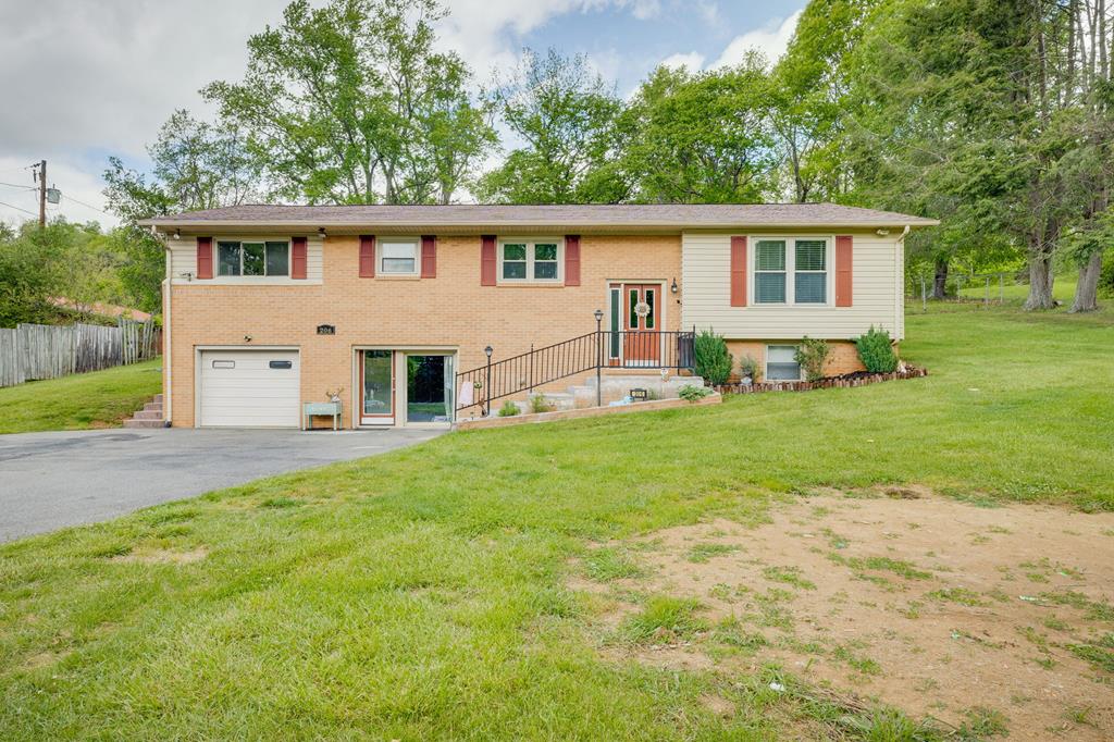 206 Old Fincastle Road Property Photo