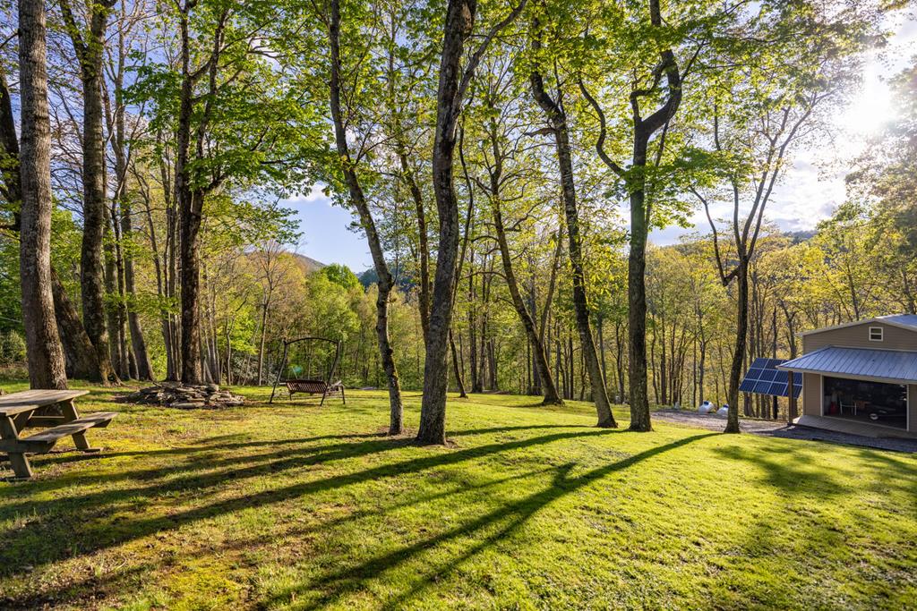 752 Mud Creek Road Property Photo