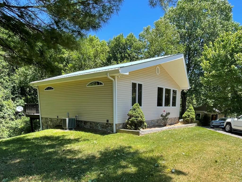 411 Thunder Hill Rd Property Photo
