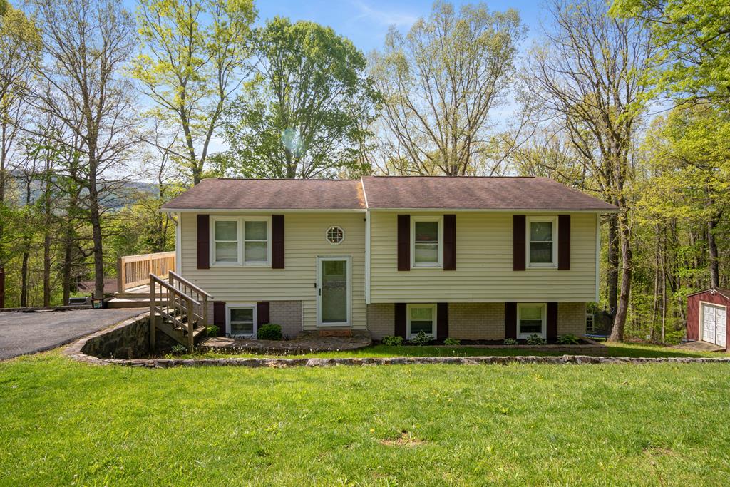 156 Ridgecrest St. Property Photo