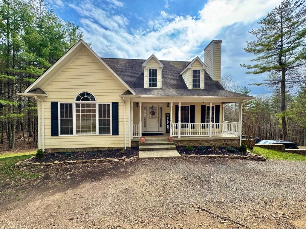 619 Maplewood Drive Property Photo