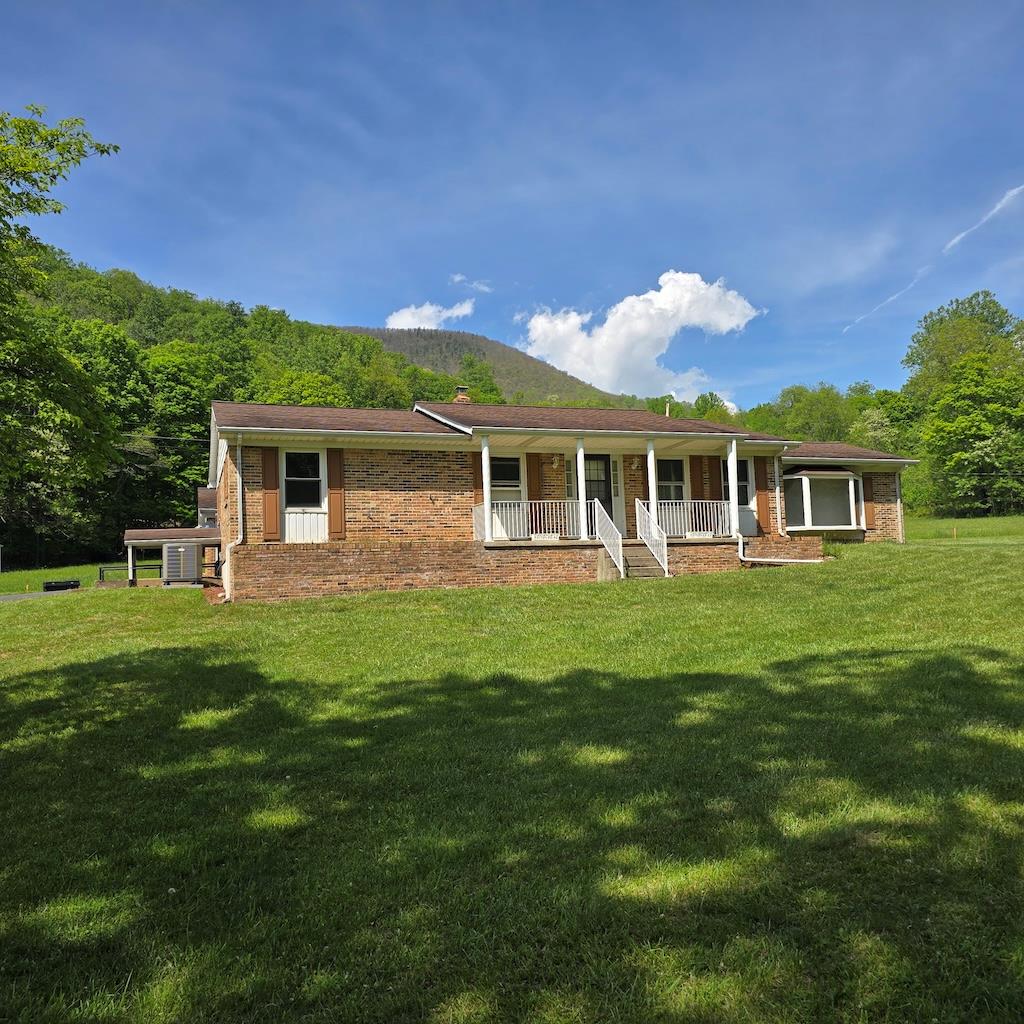 1838 Cascade Dr Property Photo