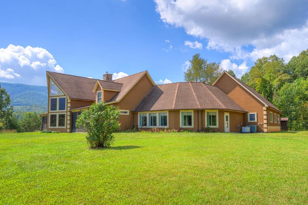 1782 Wolf Creek Rd Property Photo