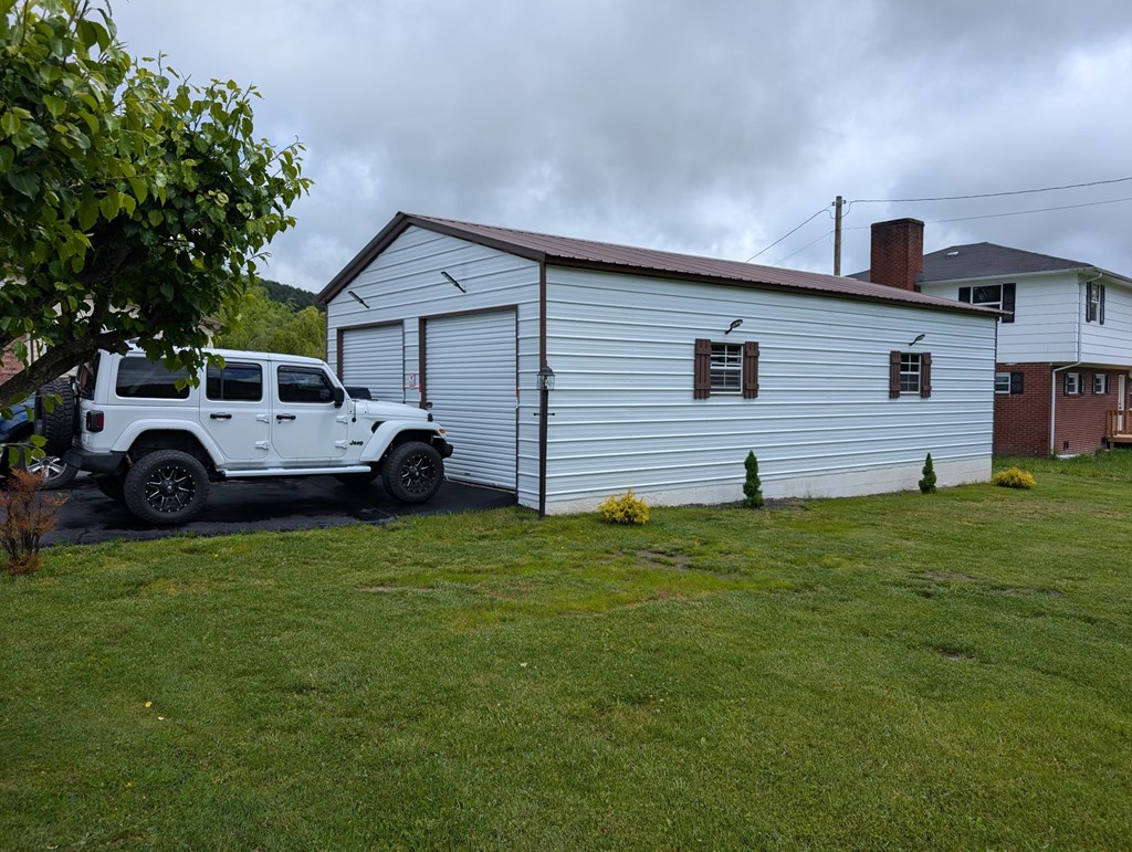 120 Mcghee Lane Property Photo 3