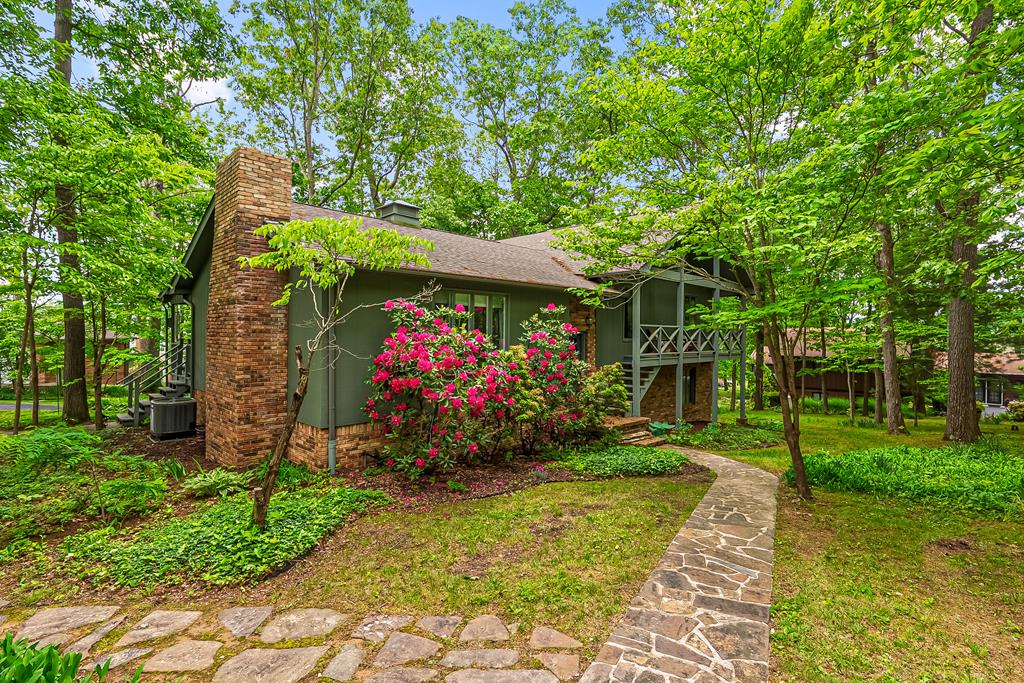 885 Mountain View Dr Property Photo
