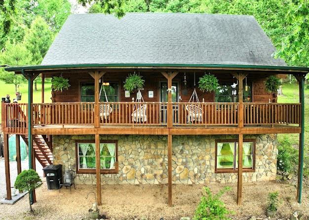 408 Glade Hill Drive Property Photo