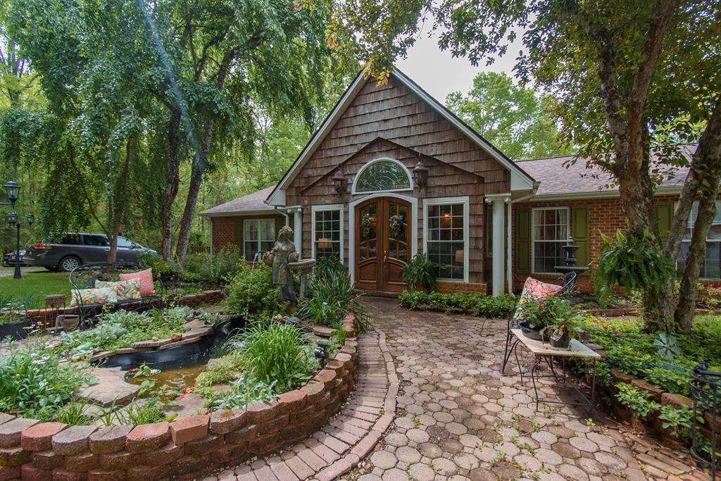 157 Burks Hollow Rd Sw Property Photo 1