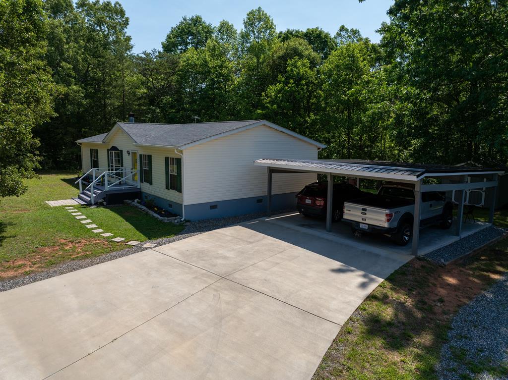 367 Oak Hill Ln Property Photo