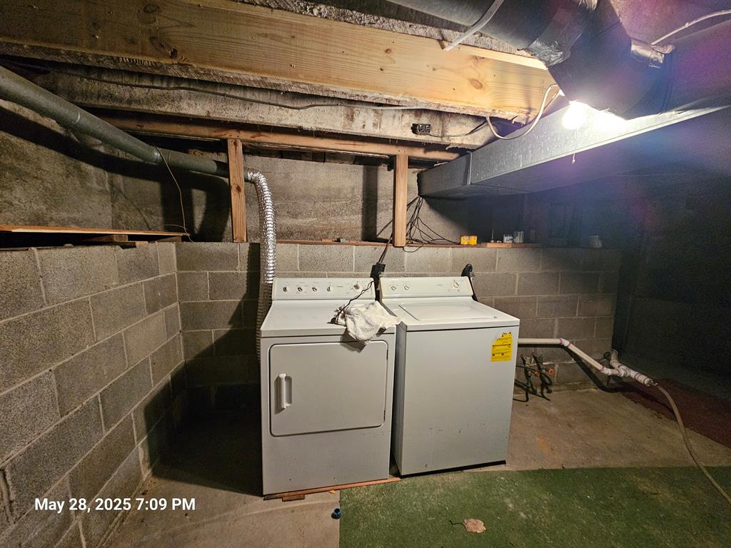 238 Staley St. Property Photo 22