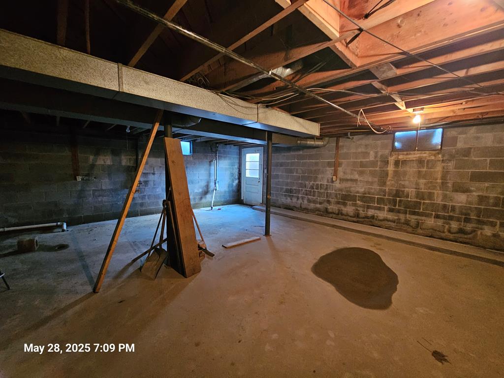 238 Staley St. Property Photo 23