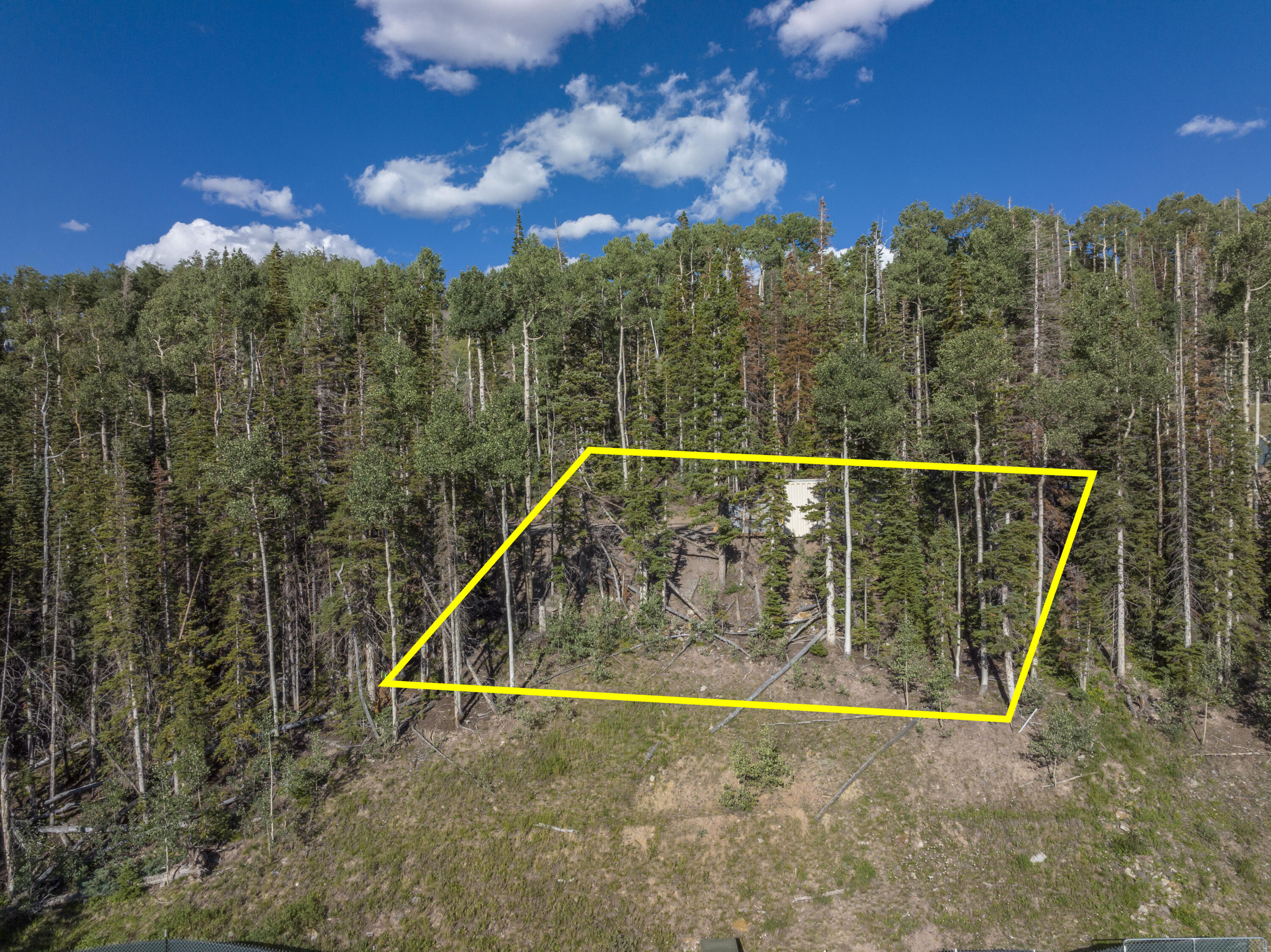 18 La Sal Lane Property Photo 5