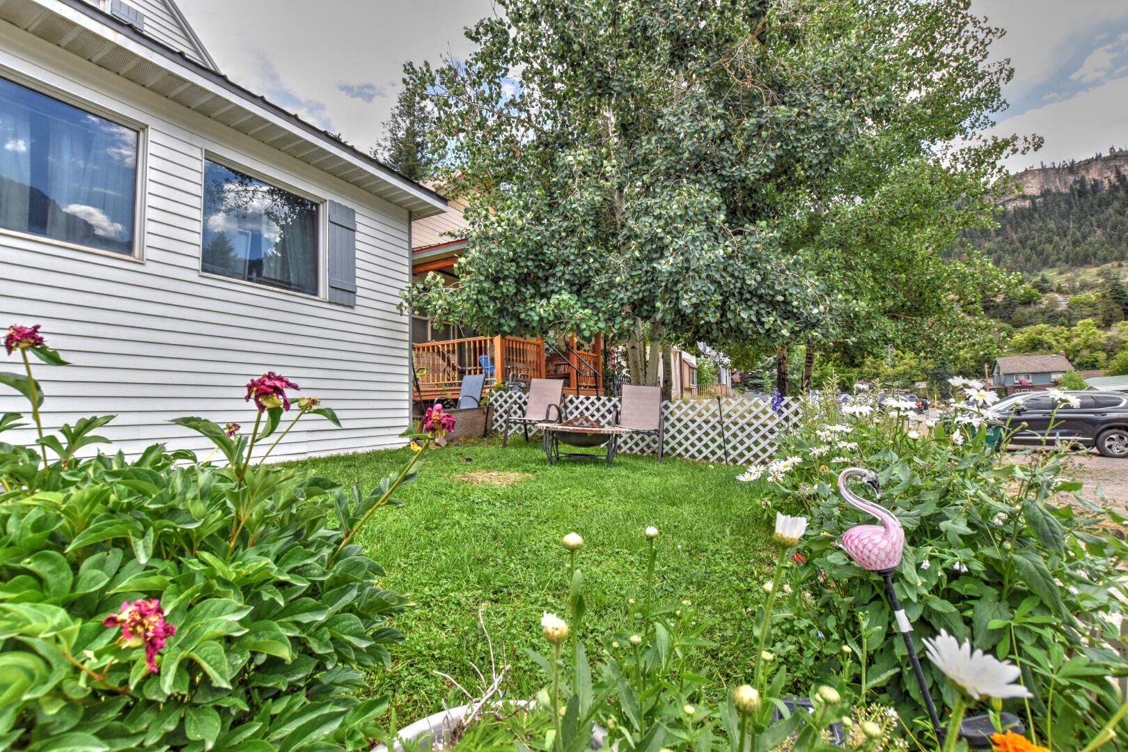 347 2nd Street Property Photo 2