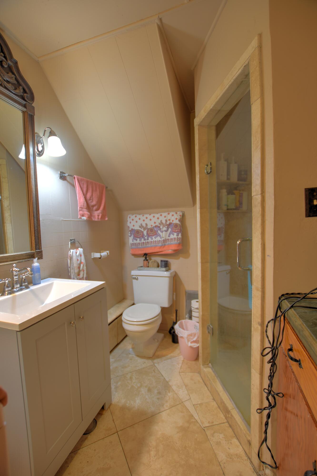 347 2nd Street Property Photo 12