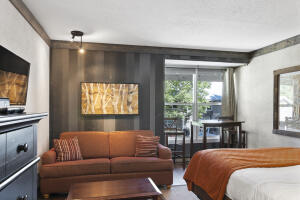 333 Davis Street 116 Property Photo