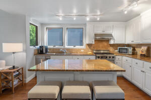 747 Pacific Avenue 522 Property Photo 8