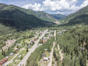 216 Commercial Street Property Photo 4