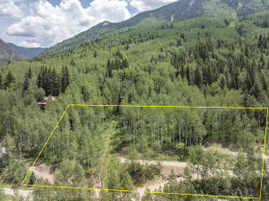 216 Commercial Street Property Photo 5