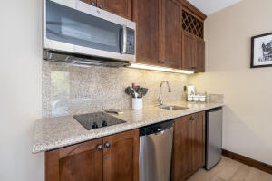 136 Country Club Drive 435 Property Photo 5