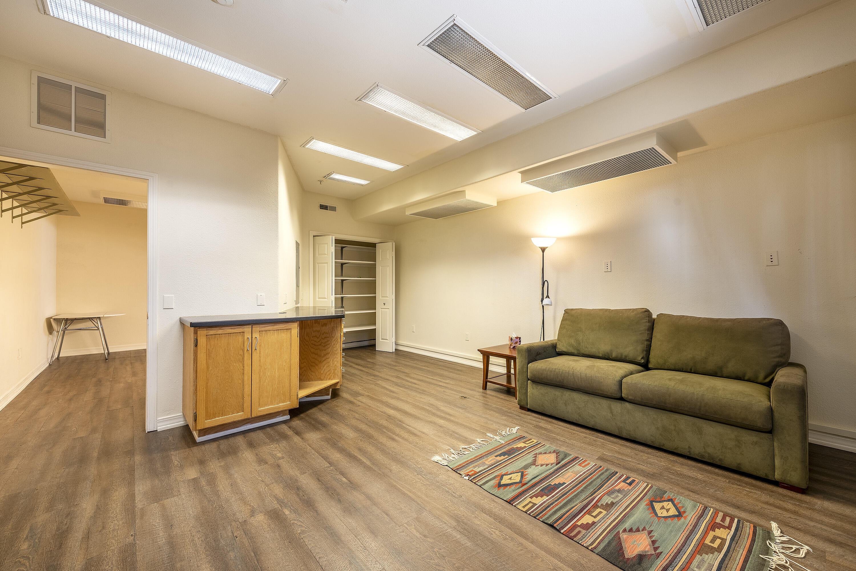 305 Society Drive B3 Property Photo 4