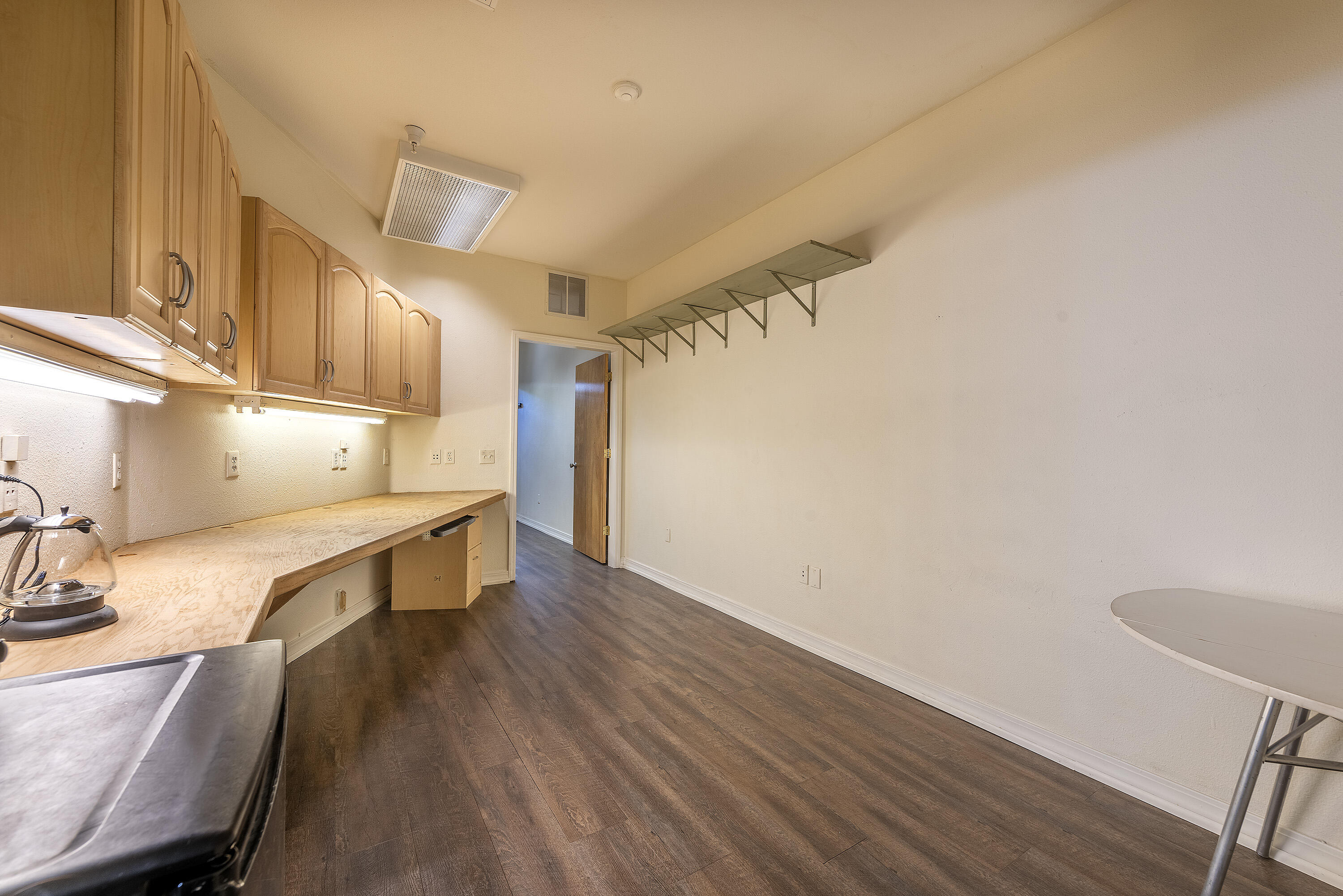 305 Society Drive B3 Property Photo 11
