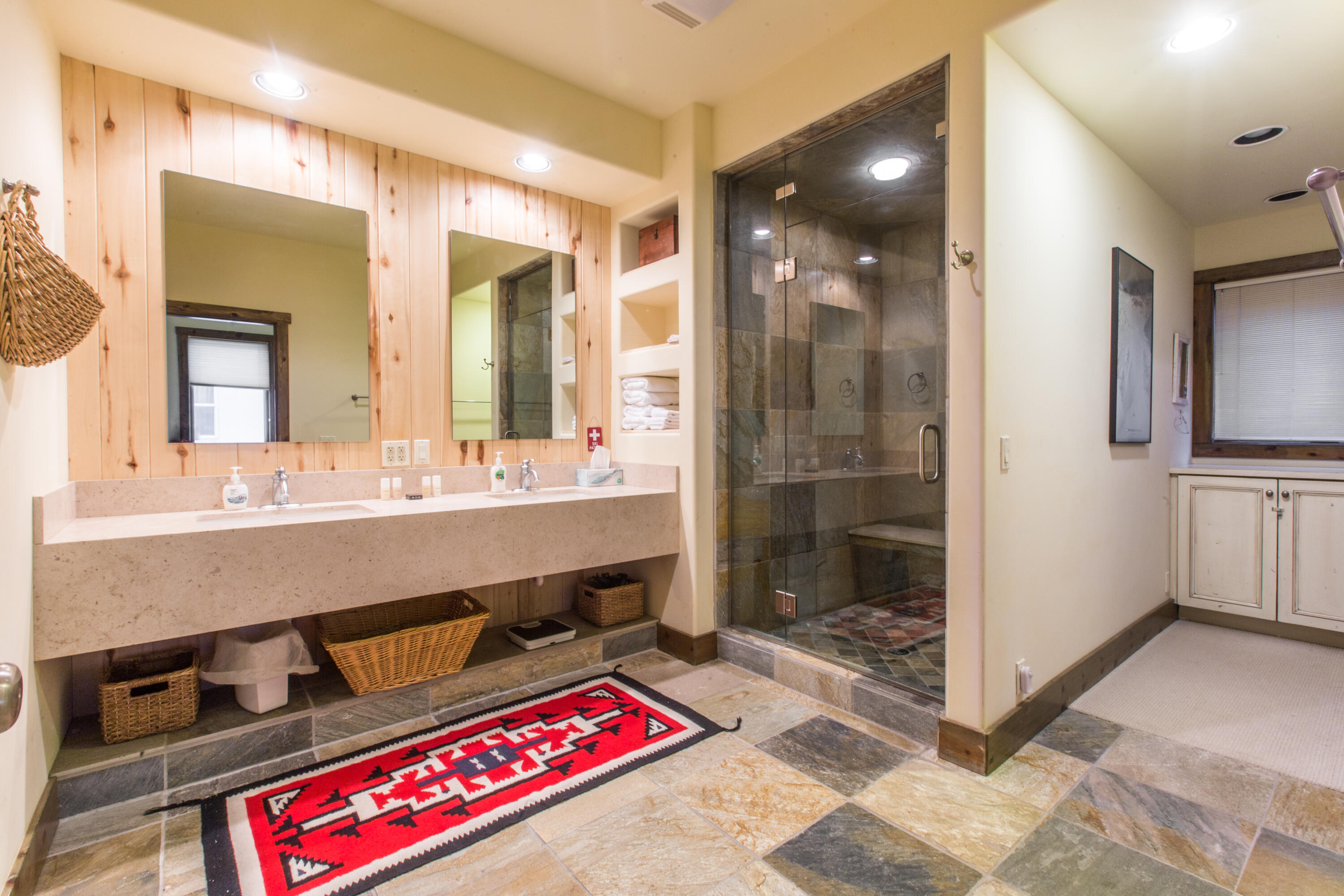 115 7th Avenue Property Photo 13